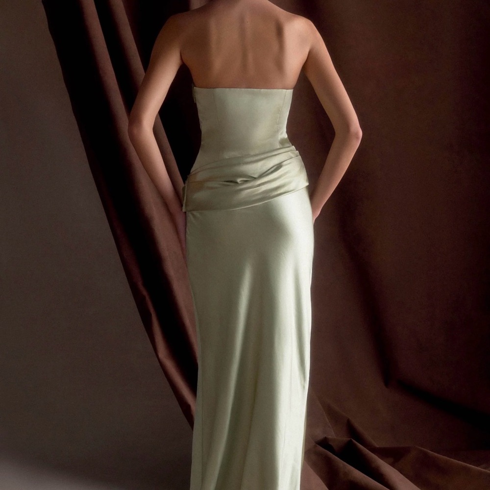 Meshki Jasmine Strapless Satin Maxi Dress - Sage Size S NWT - Picture 2 of 8